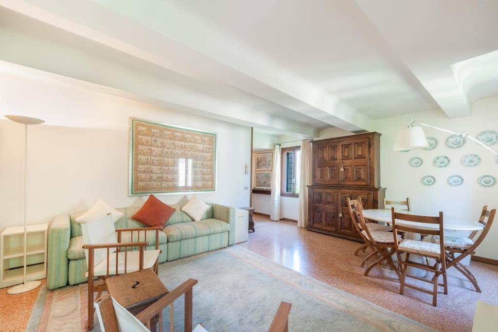Ca' De La Comare, Relaxing And Elegant Apartment On Canal Grande البندقية المظهر الخارجي الصورة